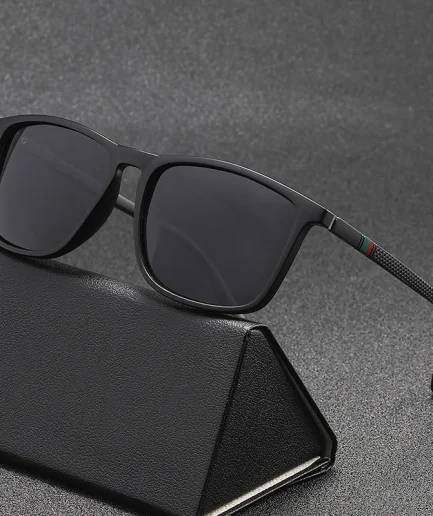 Outdoor Driving Sunglasses Popular Square Large Frame Sun Glasses Classic Polarized Glasses Men Women Fishing Glasses