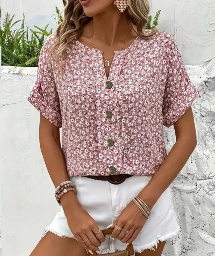 Plus size women's plant print V-neck short-sleeved top casual button decorative loose short-sleeved T-shirt