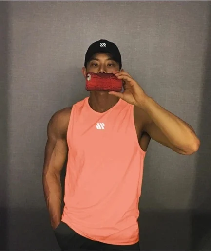 2024 Mens fitness gyms Tank top men Fitness sleeveless shirt Male mesh breathable Sports vest Undershirt Gyms Running vest men