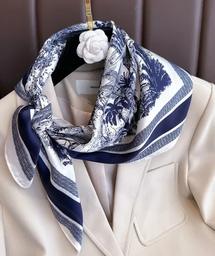 1pcs 70cm Plant-printed Silk Scarf Women Simulated Silk Elegant and Versatile Headwear Bag Clothing and Accessories Square Scarf