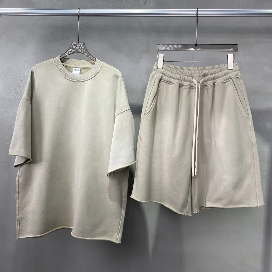 A shirt and shorts suit(You can buy them separately. Please buy both shirts and shorts for the suit) - Image 2