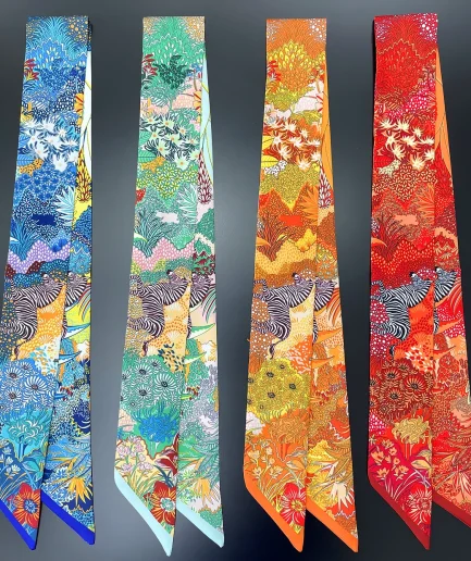 2024 Brand Design Zebra In Flowers Women Scarf Luxury Silk Scarf Fashion Hair Headband Foulard Skinny Bag Scarves Neckerchief
